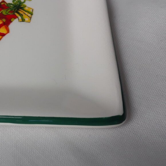 Laura Secord Porcelain Christmas Dish - Picture 6 of 13